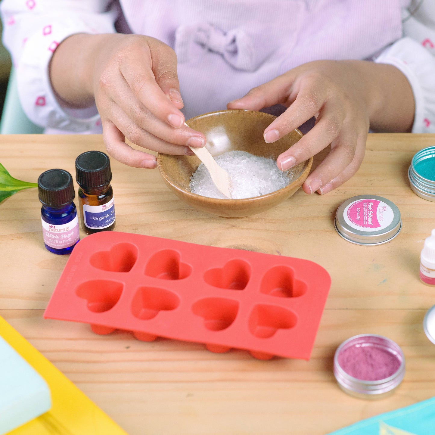 Make Your Own Bath Bombs - Kiss Naturals DIY Kits for Kids